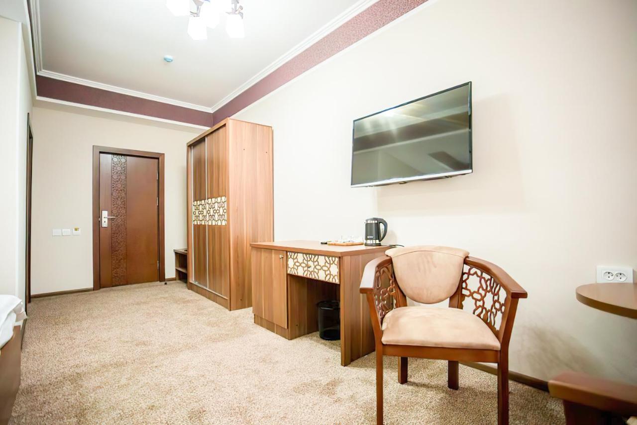Reikartz Xon Tashkent Hotel Exterior photo